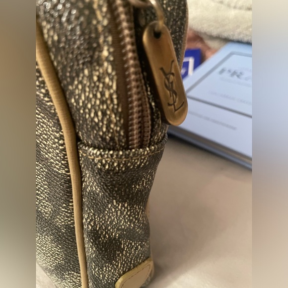 Yves Saint Laurent Vintage Clutch/Toiletry Pouch | Giraffe Print 🦒 Pristine! - Picture 6 of 8